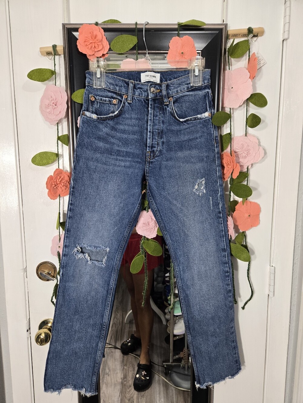 Zara TRF Denim Jeans Button Up Fly Cropped Jeans Raw Hem Sz 00